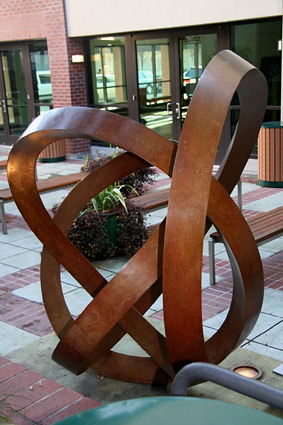 “Brutus” in Berkeley - sculpture by Roger Berry -  	  Photo credit - Stuart Fishman