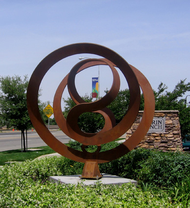 "Auger" in Brentwood - Sculpture by Roger Berry