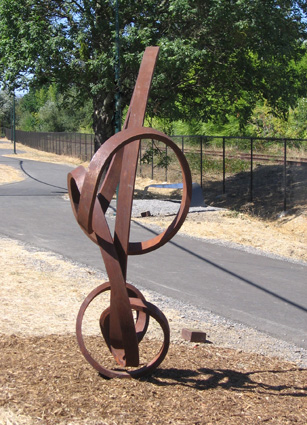 "Motzart" at Healdsberg - Sculpture by Roger Berry