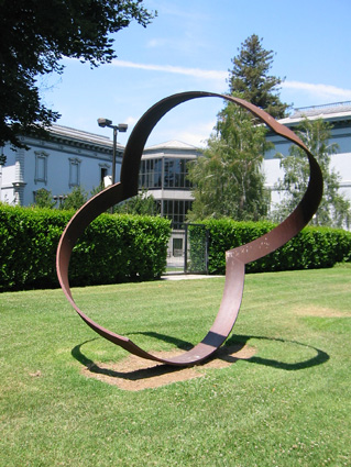 "Eclipse" in Sacramento - Sculpture by Roger Berry